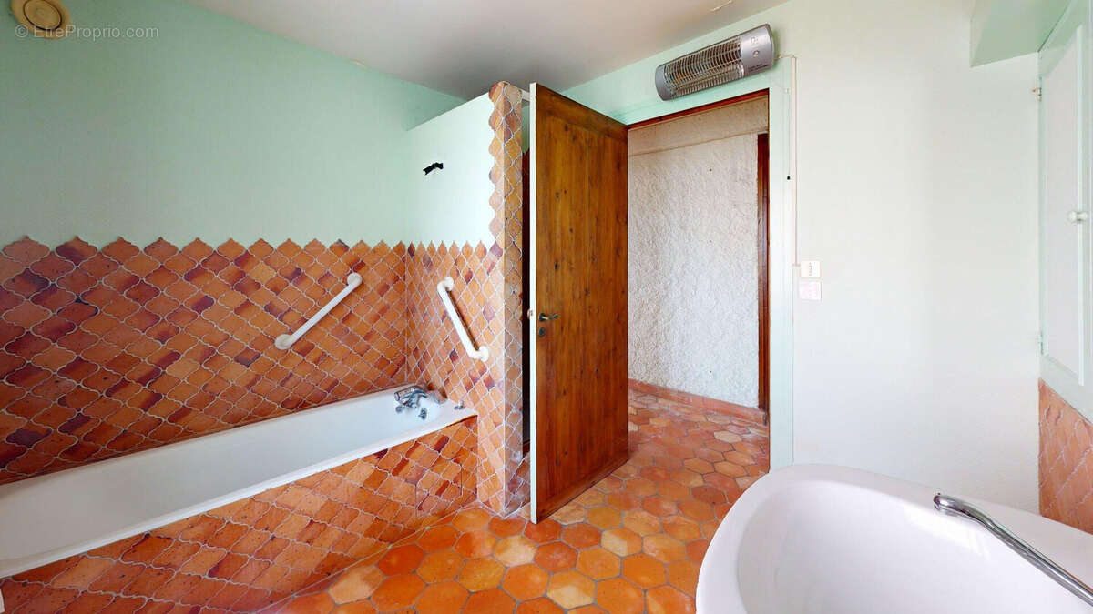 Maison à MESCHERS-SUR-GIRONDE