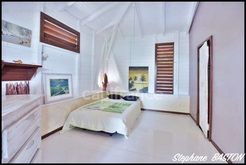 Maison à LES TROIS-ILETS