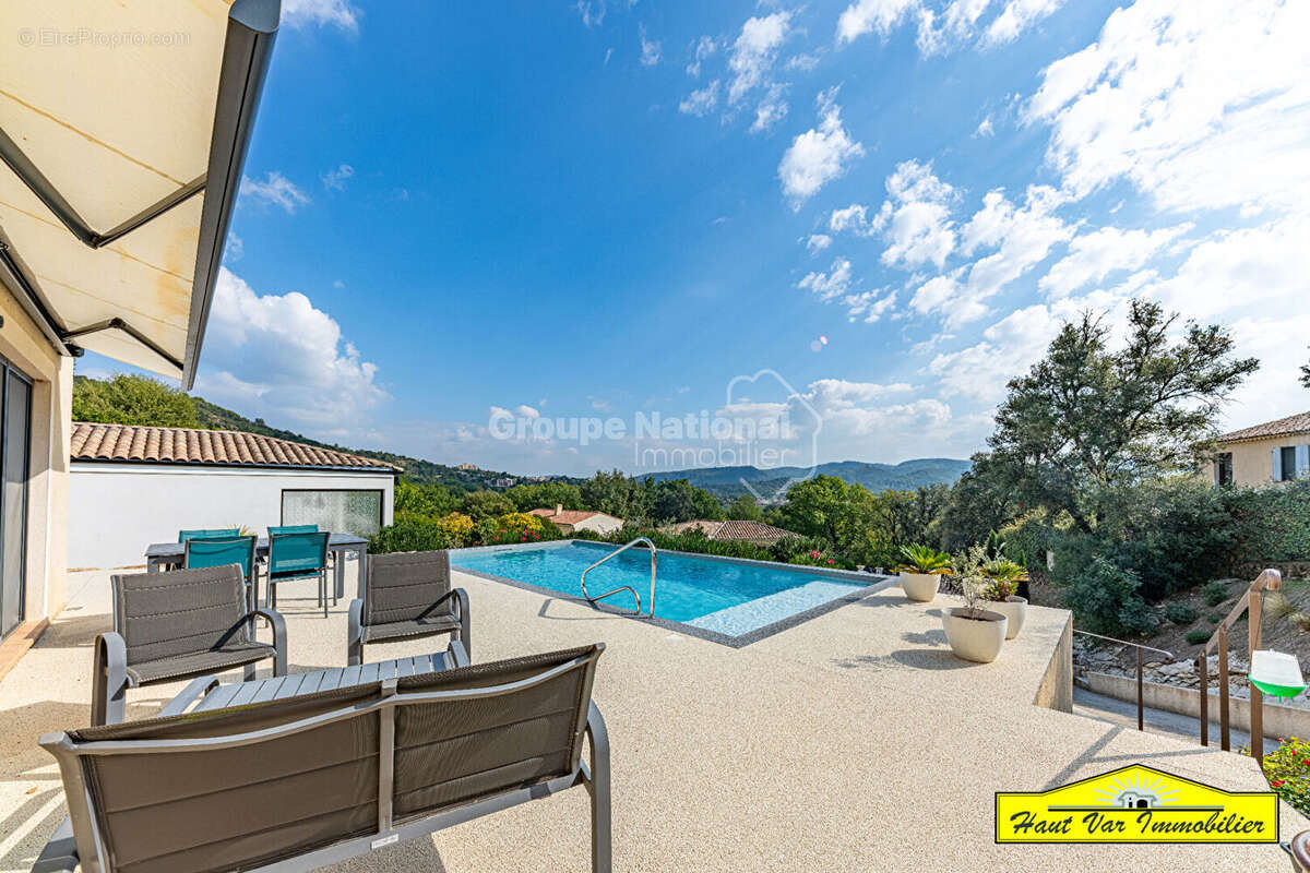 Maison à GREOUX-LES-BAINS