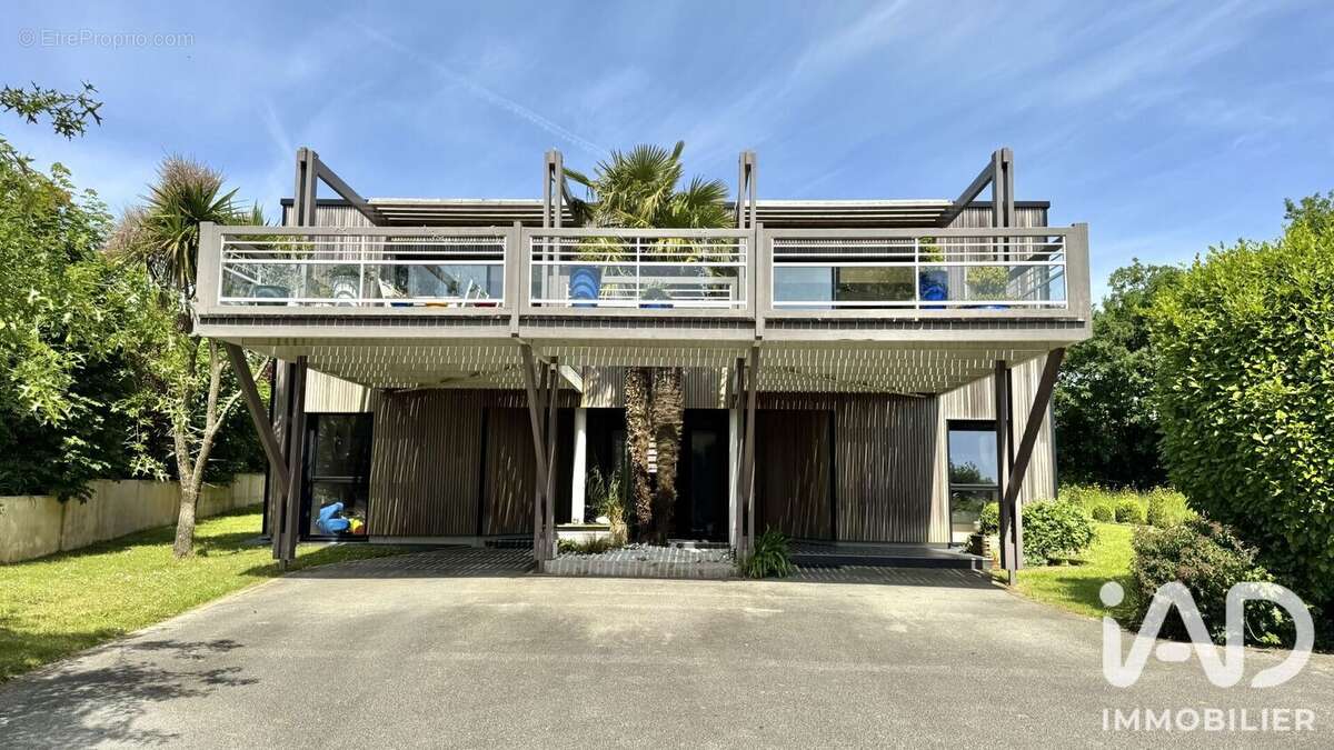 Maison 210 m² à Plougastel-Daoulas  - photo 3