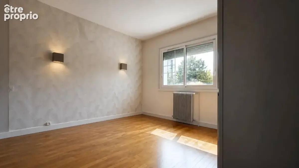 Maison de 7 pièces de 143 m² à Angoulême - photo 10