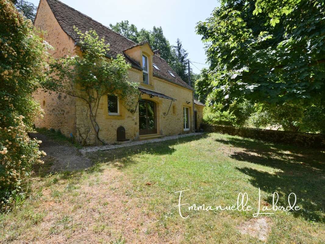 Propriété en pierre avec maison d’amis, piscine et 2,5 hectares LALINDE (24) - photo 19