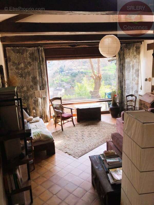 Maison à SAINTE-CROIX-VALLEE-FRANCAISE