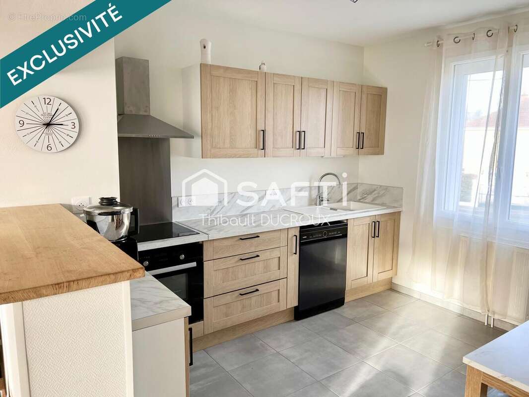 Photo 5 - Maison à GENELARD