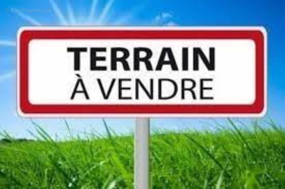 Terrain à CRESSY