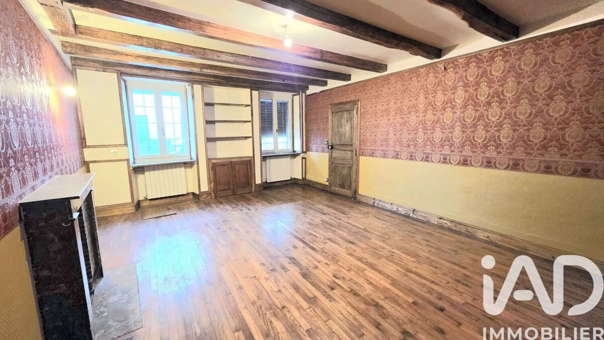 Photo 2 - Maison à CHATEAUVILLAIN