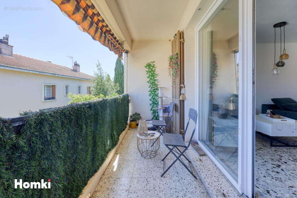 Appartement à HYERES