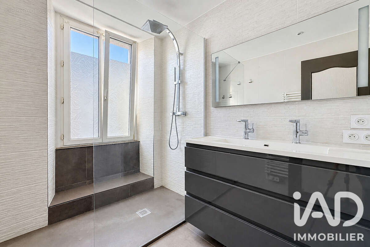 Appartement 241 m² à Rohan  - photo 9