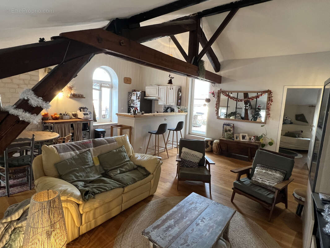 Appartement à SAINT-ETIENNE