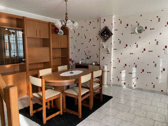 Maison à SAINT-THOMAS-DE-CONAC