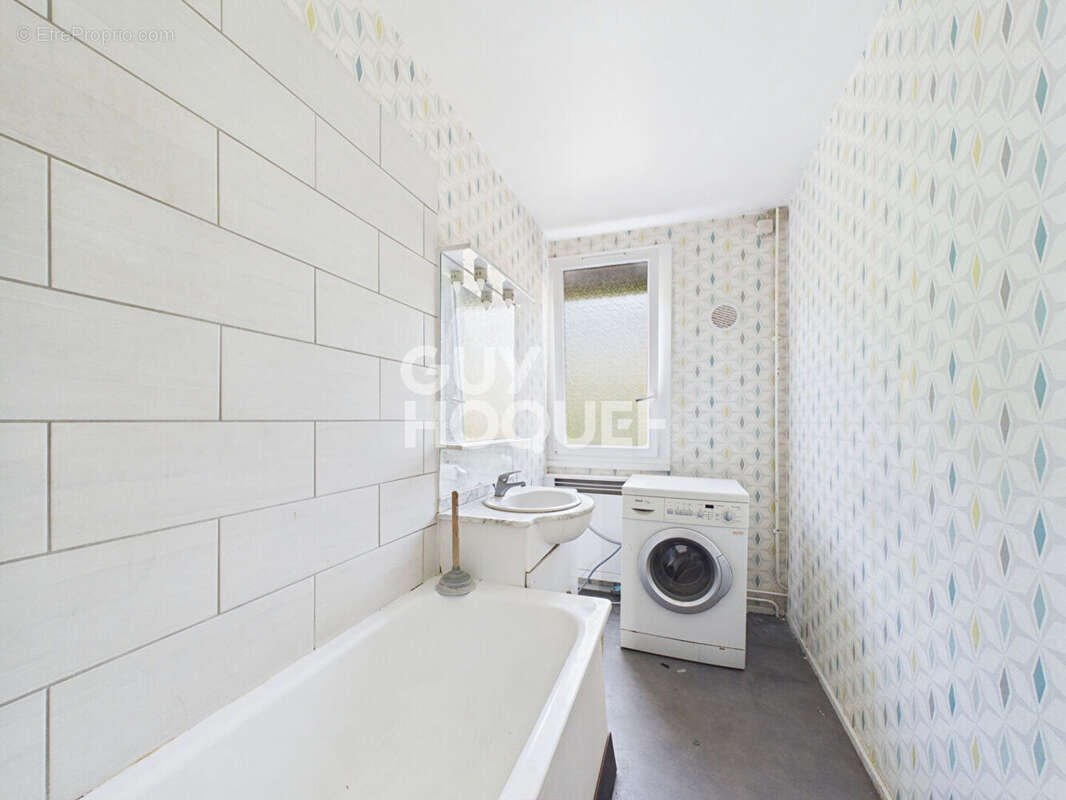 Appartement à SAINT-AUBIN-LES-ELBEUF
