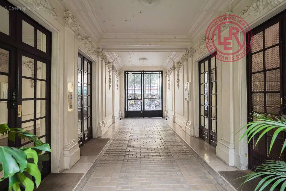 Appartement à PARIS-10E