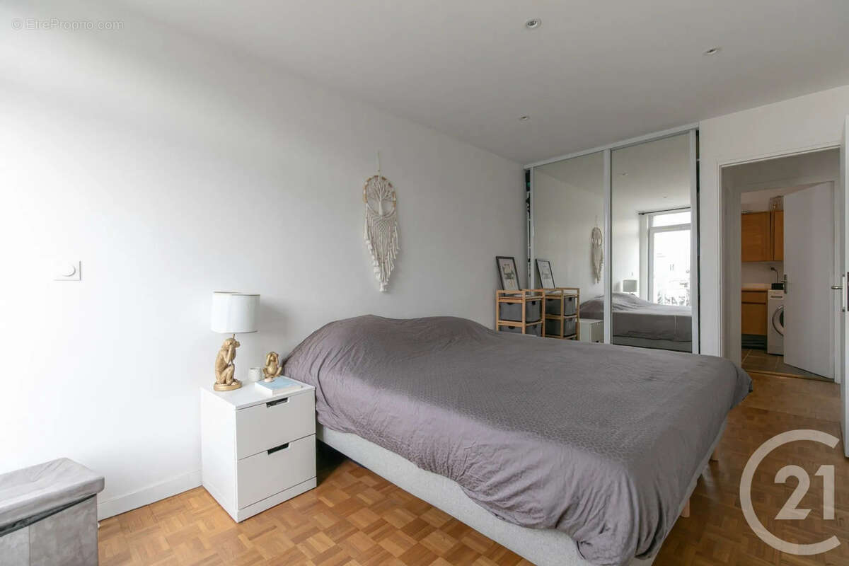 Appartement à SAINT-MAUR-DES-FOSSES
