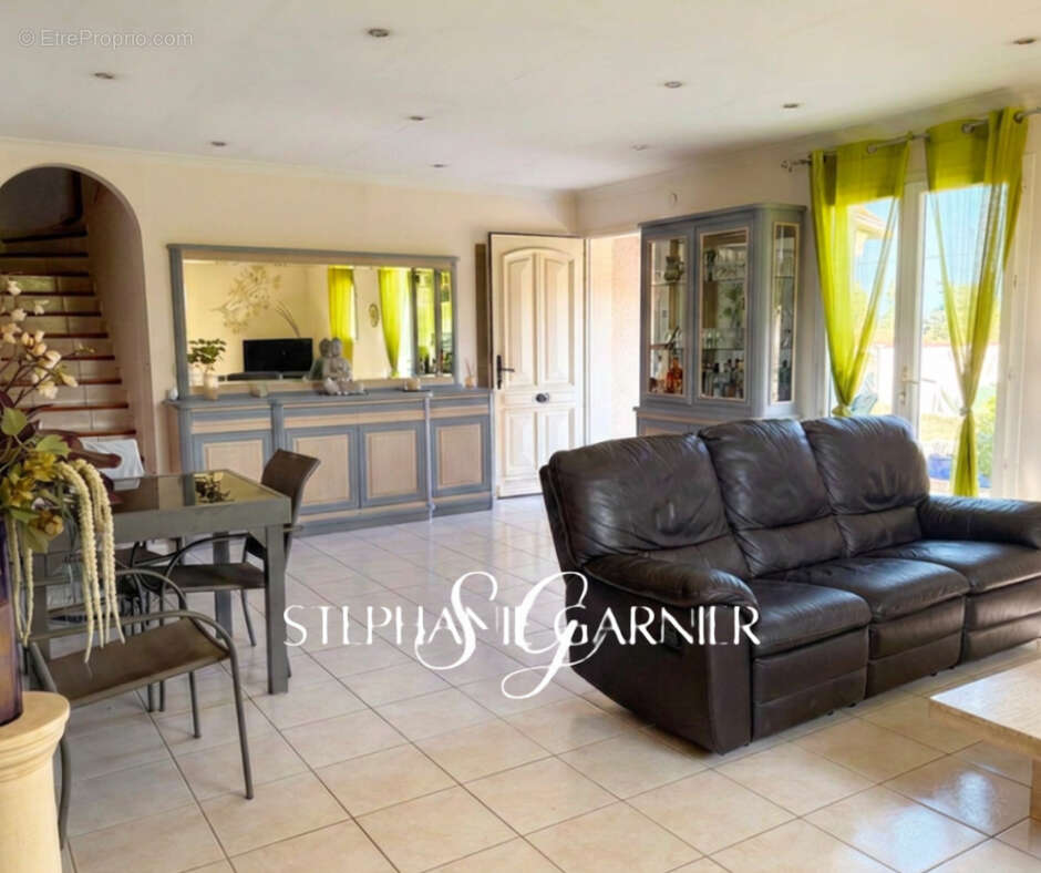 Villa 4 faces, grand jardin et garage - photo 4