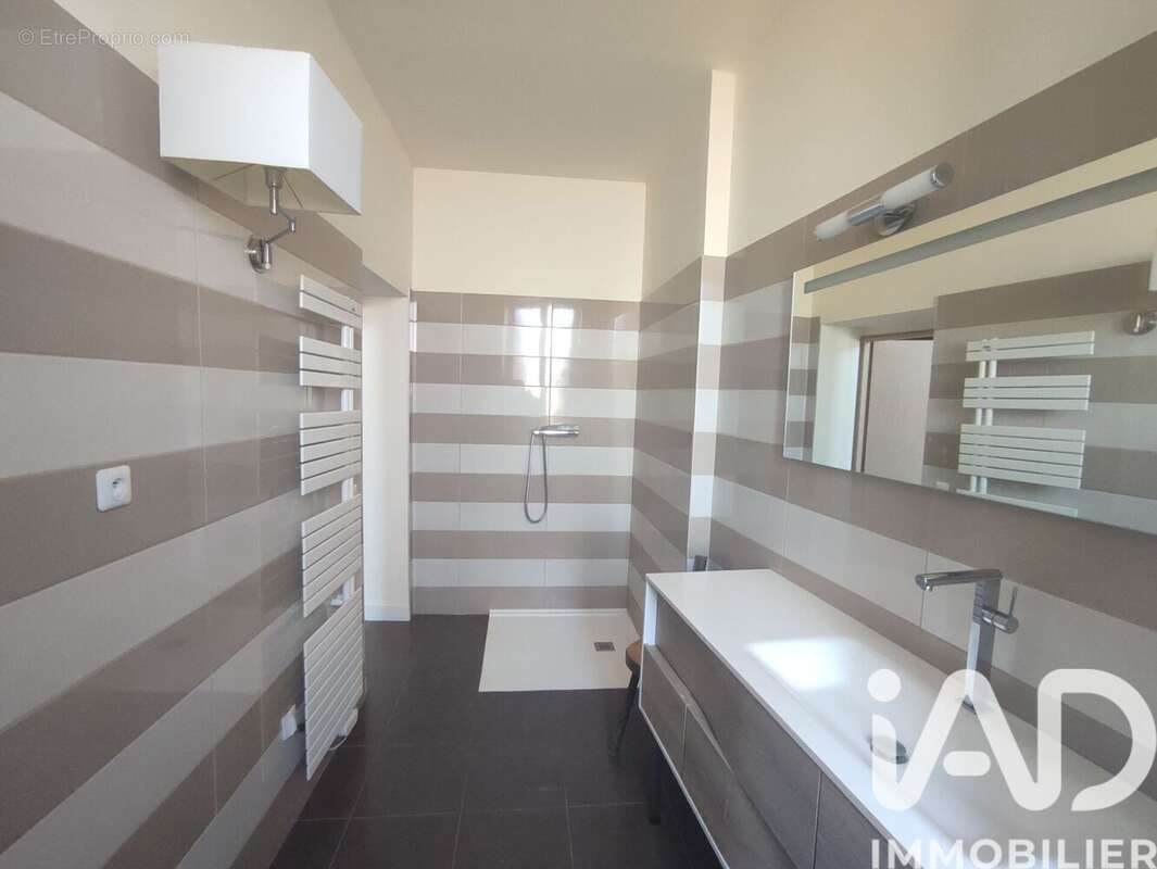 Photo 3 - Maison à CASTELMAYRAN