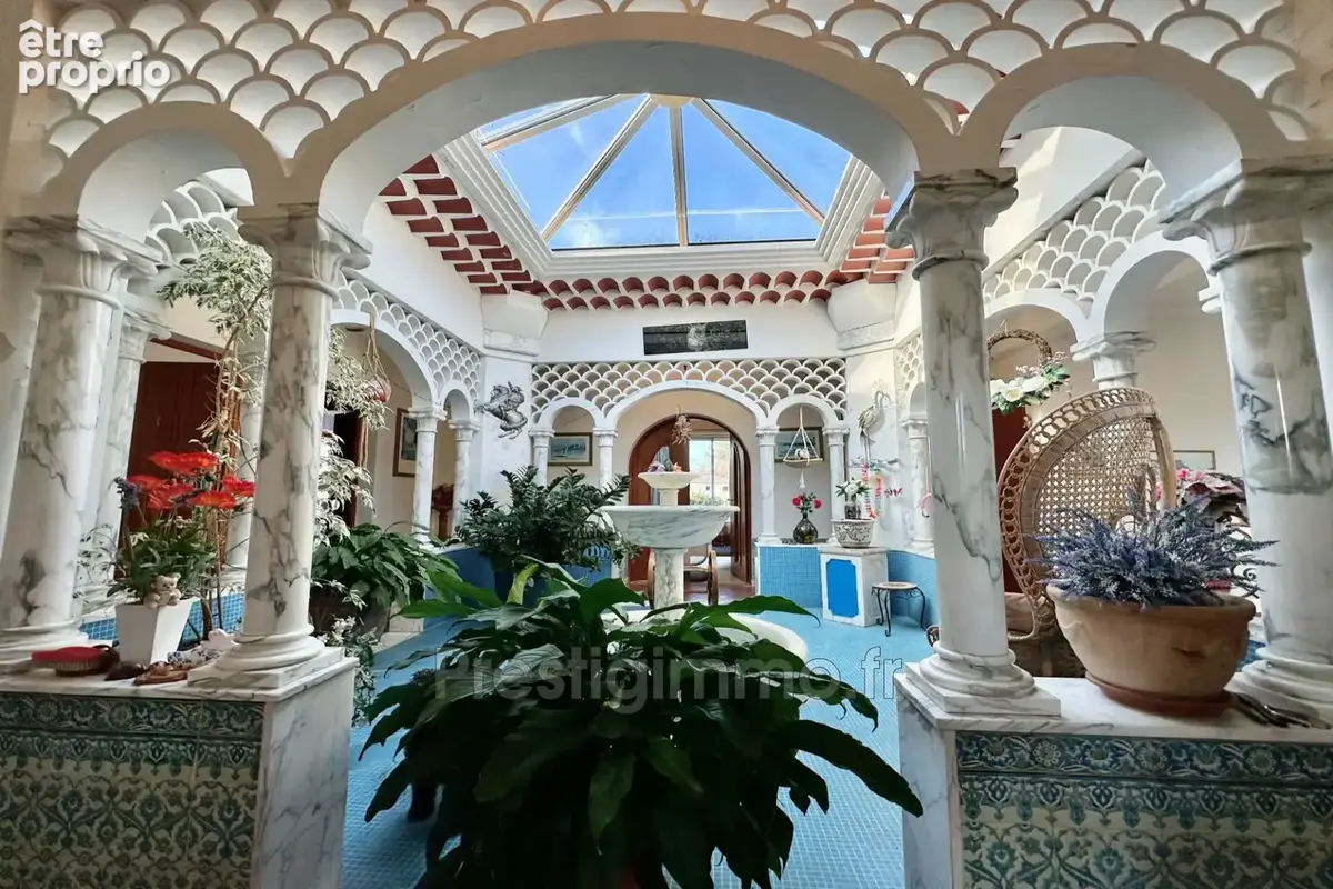 Maison 8 pièces 270 m² à vendre à Roquefort-Les-Pins (06330) - photo 4