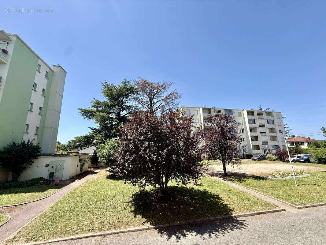 Appartement à ROMANS-SUR-ISERE