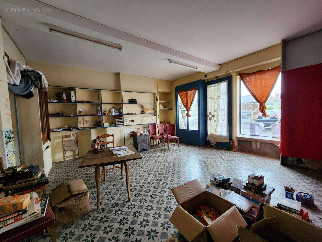 Appartement à DROUE