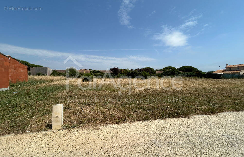 Terrain à SAINT-PALAIS-SUR-MER