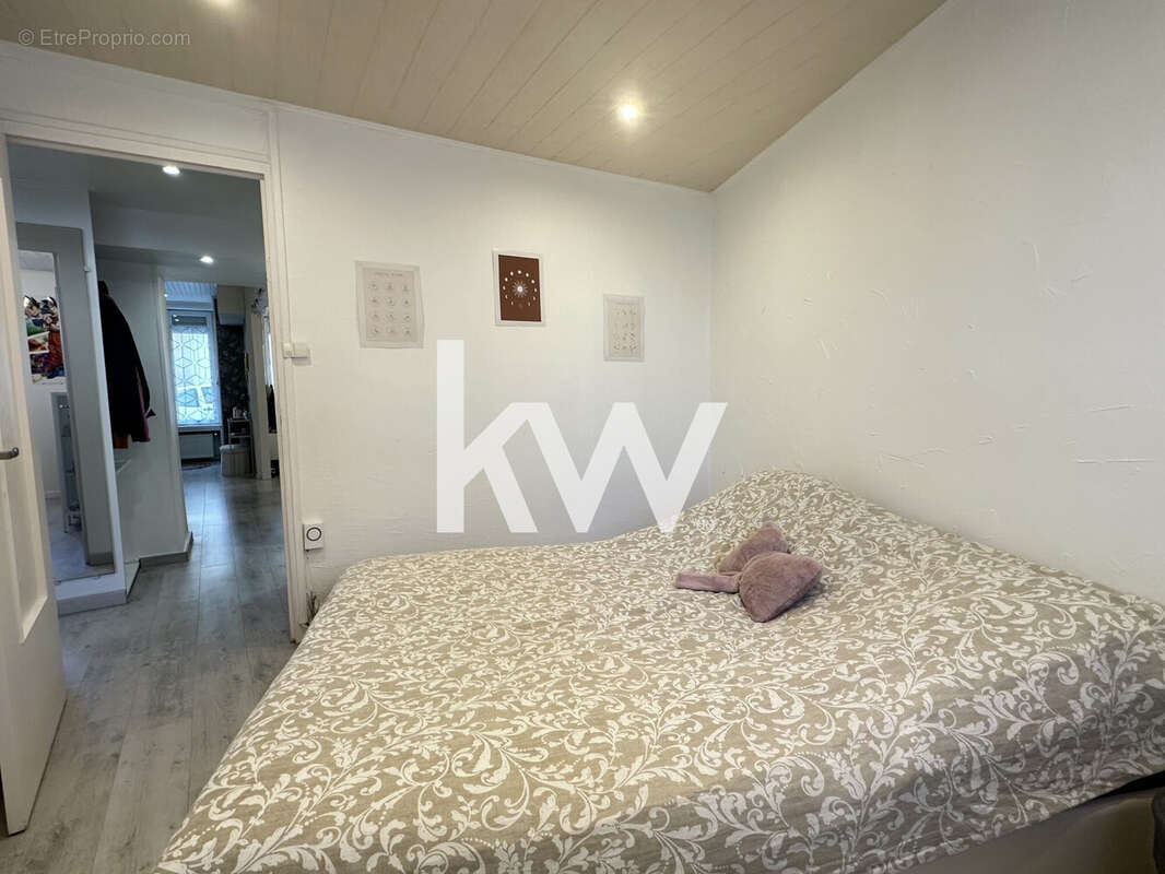 Appartement 88 m² à Saint-Etienne  - photo 5