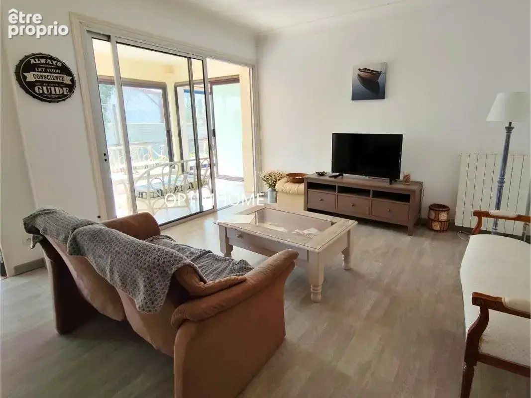 Maison familiale 171 m² avec logement indépendant – Terrain 2 200 m² – Saint-Laurent-de-la-Prée - photo 5