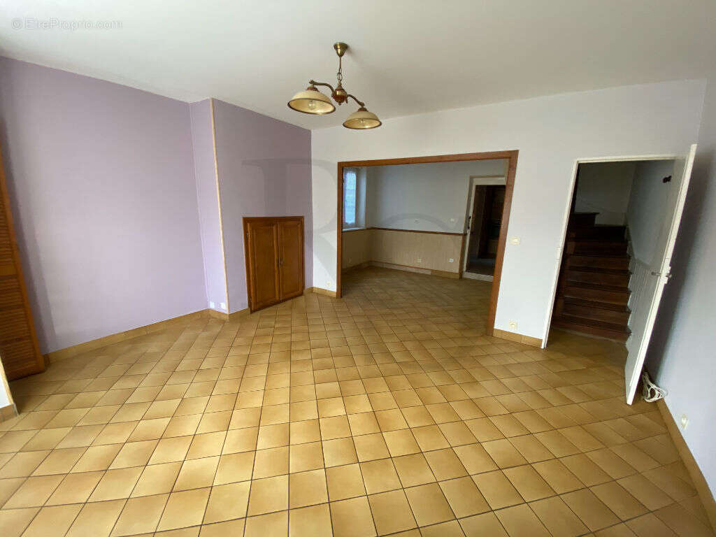 Maison à LE TEILLEUL