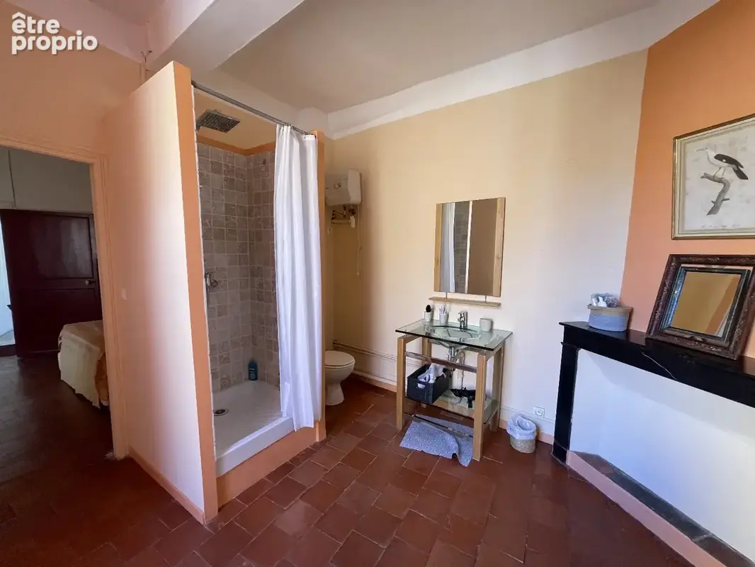 À vendre  Maison de village au cur de Florensac, avec garage, patio et terrasse - photo 9