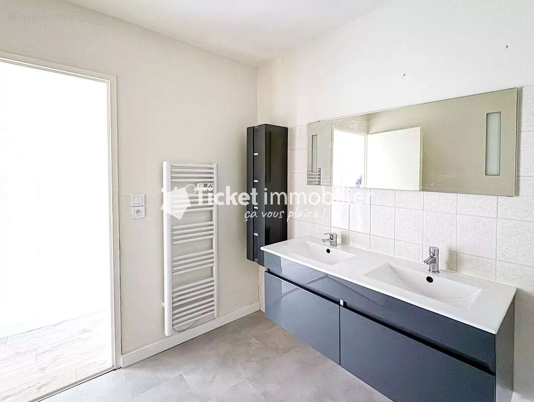 Appartement à AUCAMVILLE