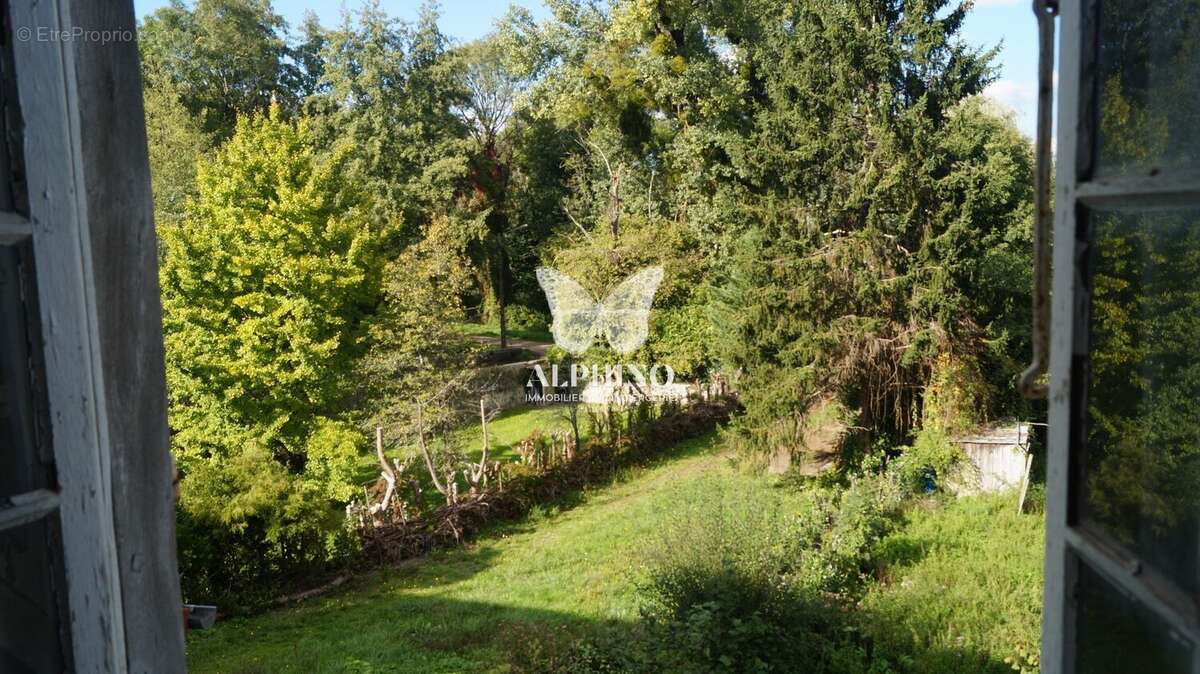 Maison à BUSSIERE-BADIL