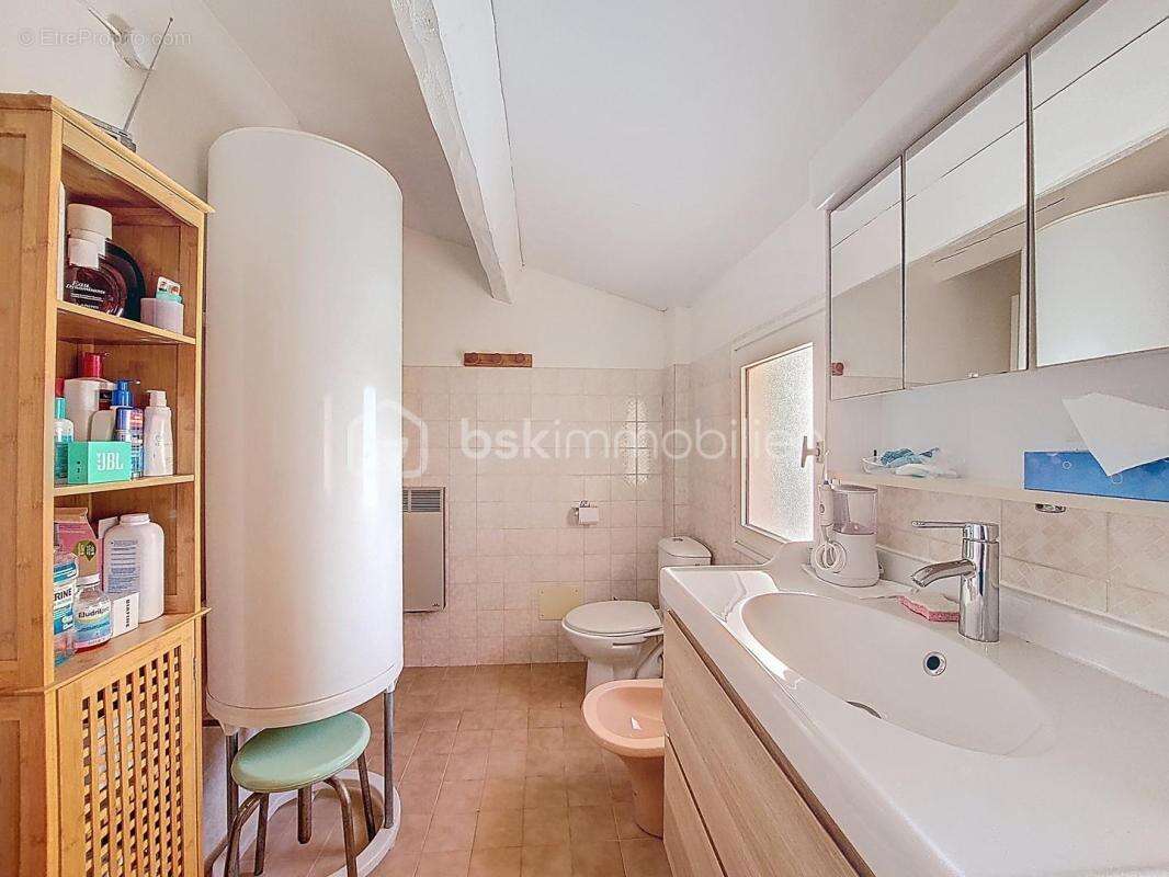 Maison à SIX-FOURS-LES-PLAGES