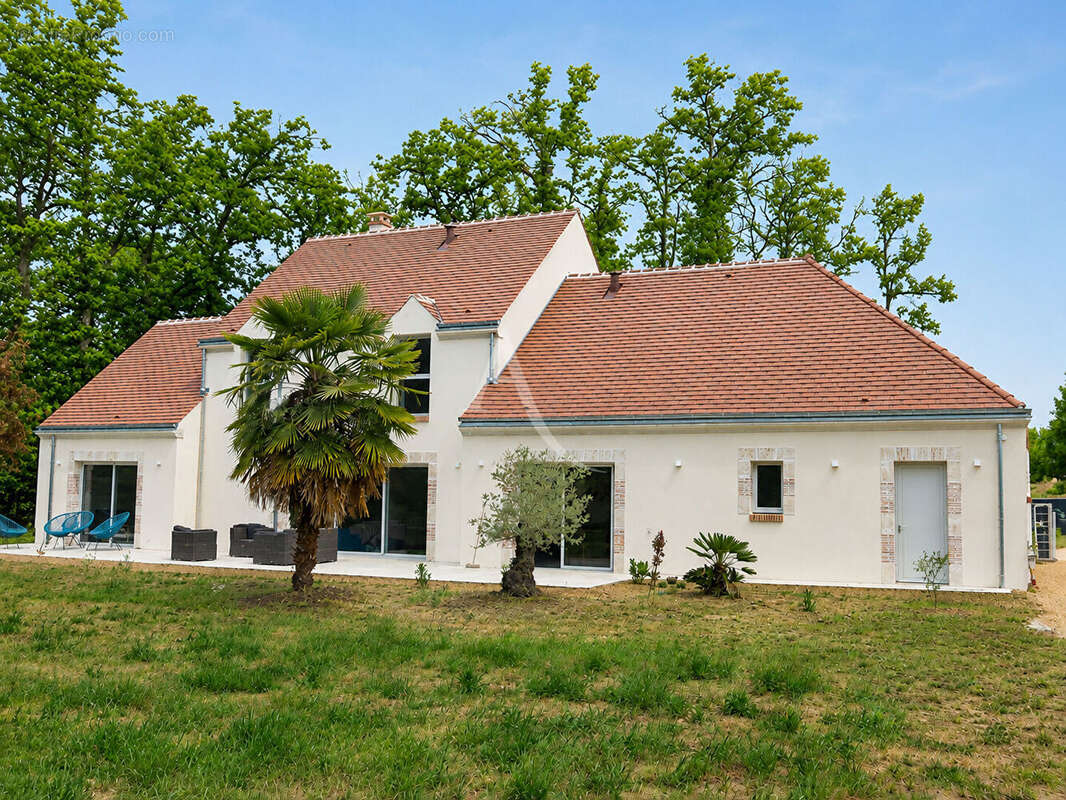 Maison à VOUZON