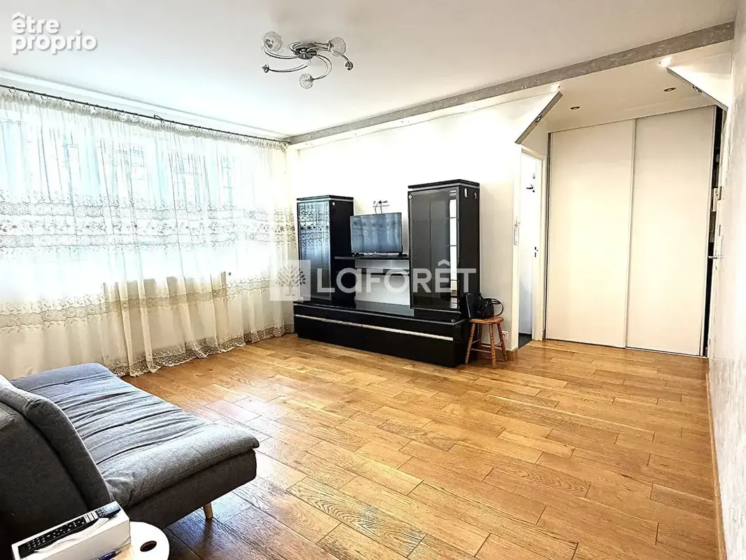 Appartement à MONTREUIL