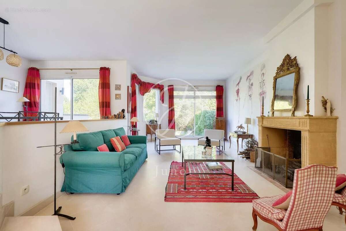 Maison à LE CHESNAY