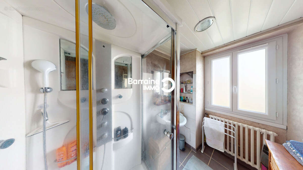 Exclusivite a vendre brest  maison independante terrain de 3500m²  appartement independant - photo 8