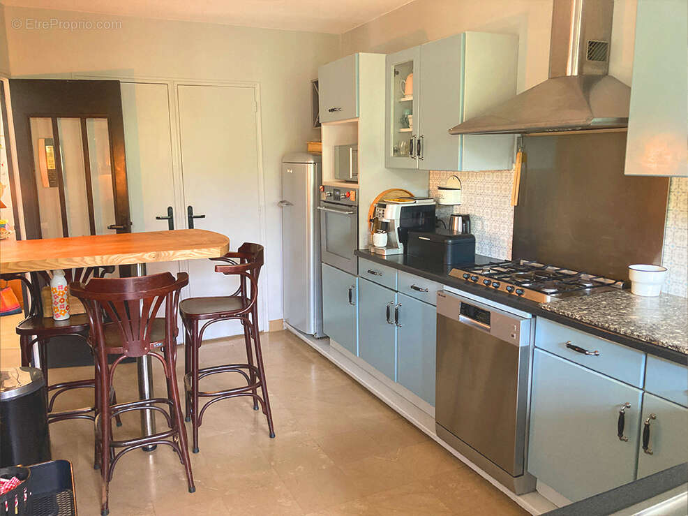 Maison à SAINT-RESTITUT