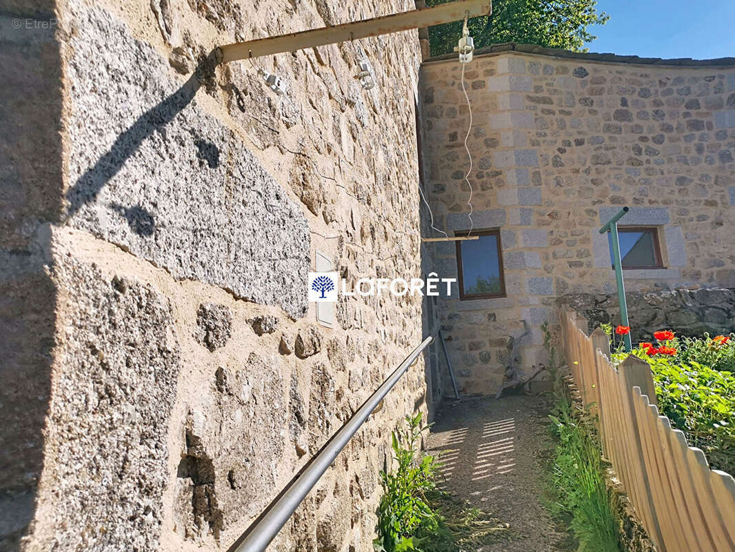 Maison Saint Alban Sur Limagnole 5 pièce(s) 113 m2 - photo 15
