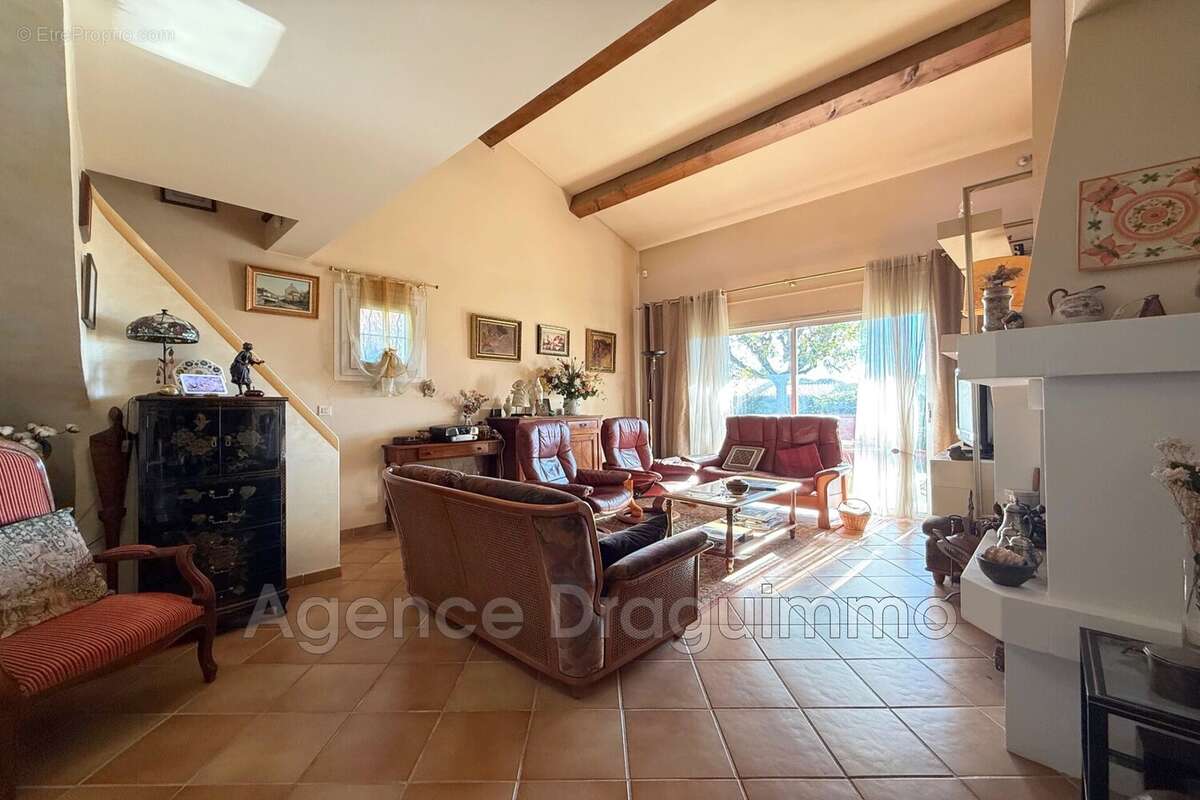 Maison à DRAGUIGNAN