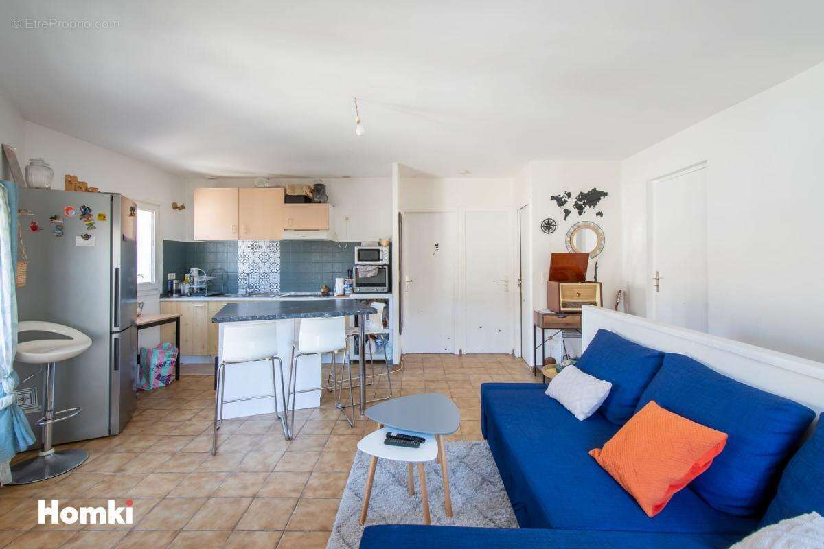 Appartement à LE CRES