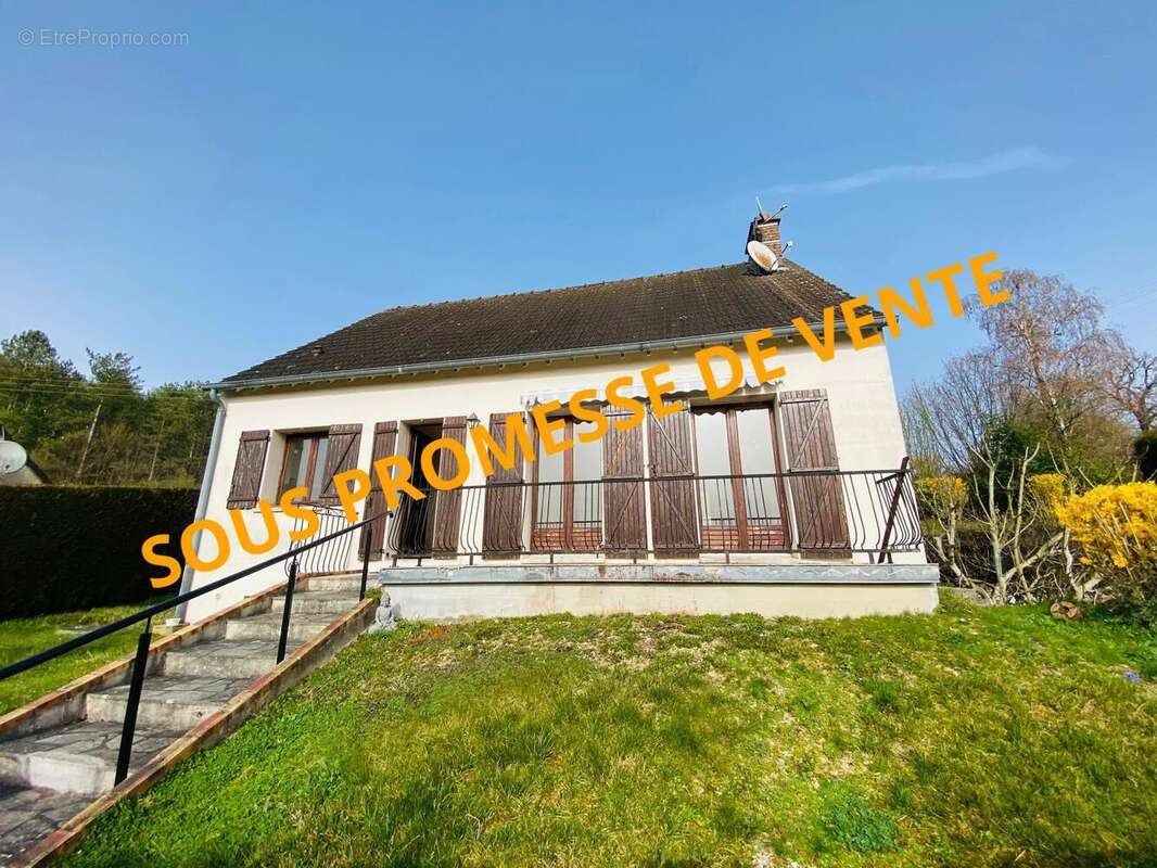 Maison à LES BORDES