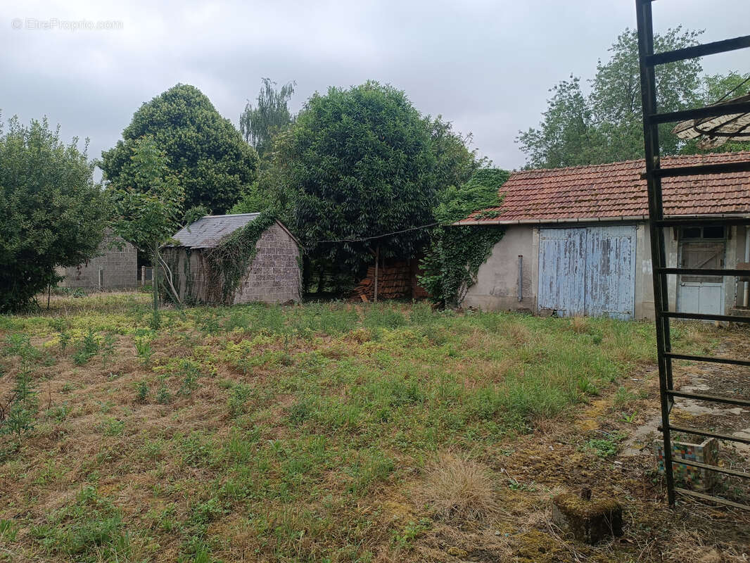 Maison à PRECY