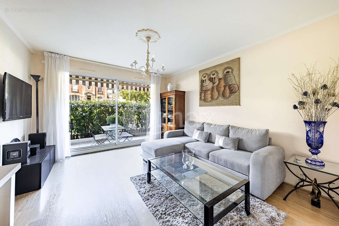 Asnieres - gare/bac - 2 pieces 46m² - terrasse - 385.000  fai - photo 2