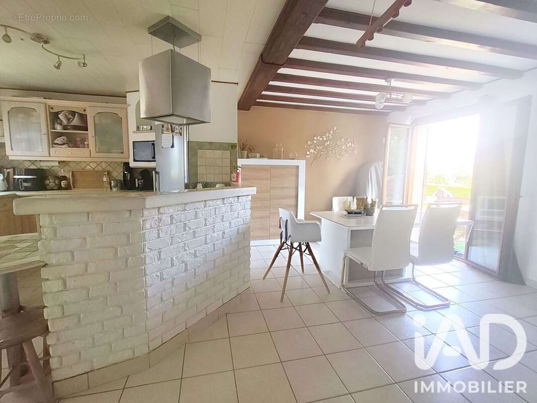 Maison 132 m² à Bucheres  - photo 5