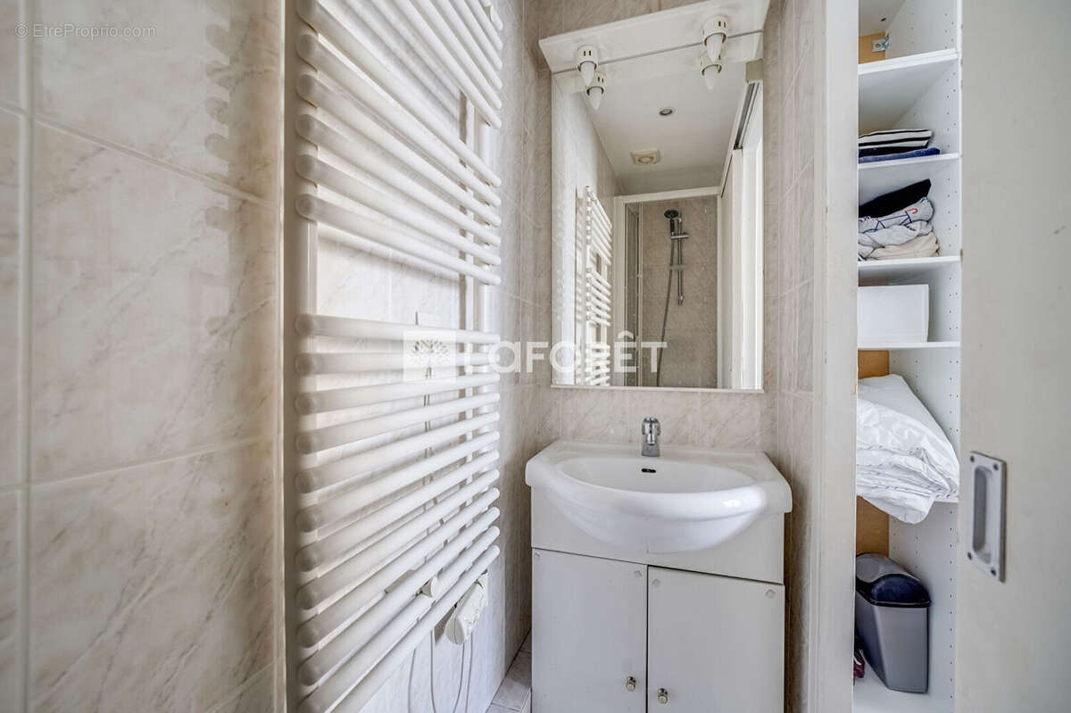 Appartement à PARIS-11E
