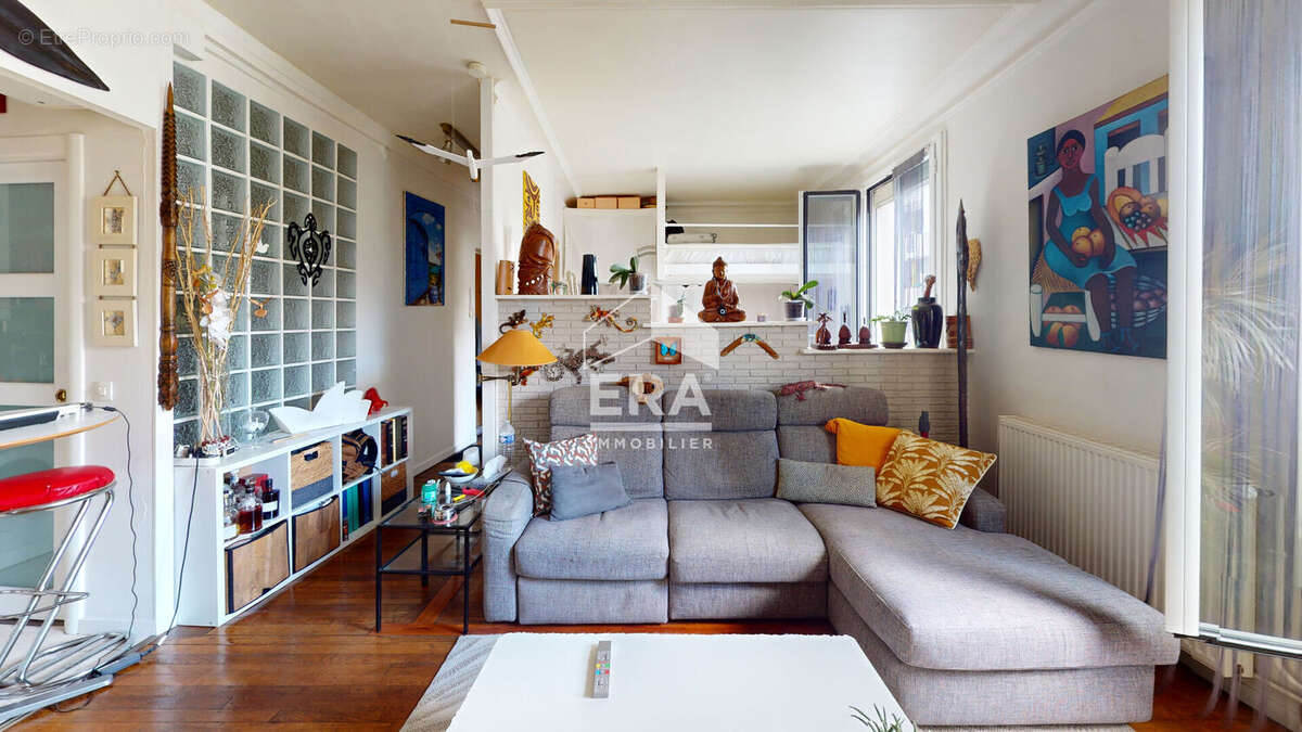 Appartement à PARIS-19E