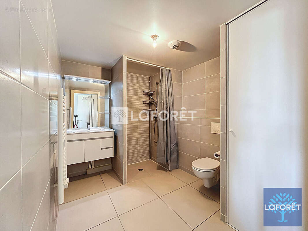 Appartement à VIGNEUX-SUR-SEINE