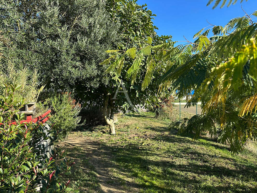 Maison à LE COUDRAY-MACOUARD