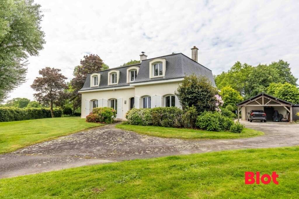 Maison à SAINT-GILLES