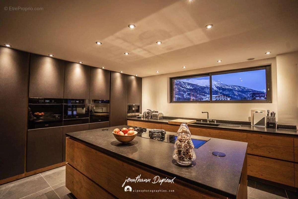 Maison à LA SALLE-LES-ALPES