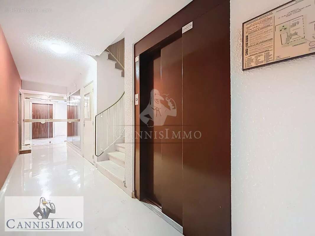 Appartement à CANNES