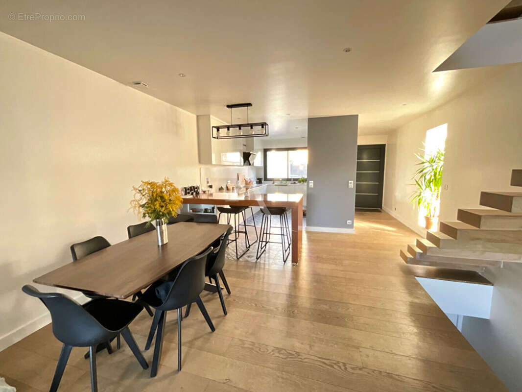 Maison à FONTENAY-SOUS-BOIS